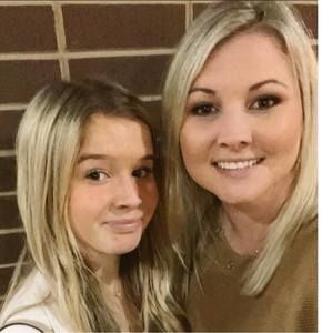 Meet your Posher, Lacey